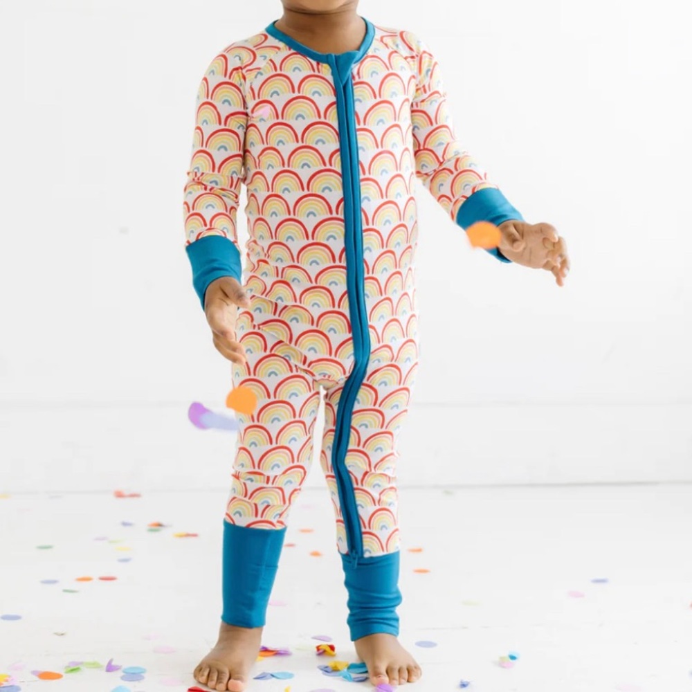 Little sleepies primary rainbow zippy NWT